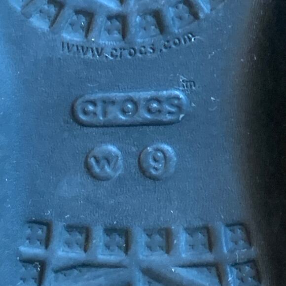 Crocs Kadee II Womens 9 Sandals Black Thong Flip Flops Slip On Beach Pool - Picture 10 of 10